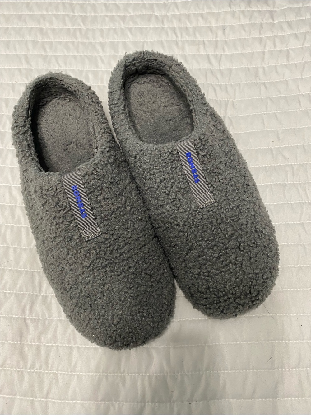 BOMBAS Gray Slippers Men’s Size 11